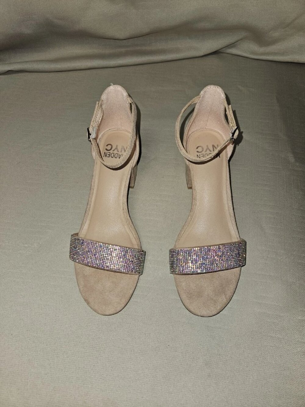 Pre-owned ij great shape The Madden NYC Women’s Blush Block Heel City Sandal in